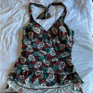 Torrid size 3x skull rose halter swim top